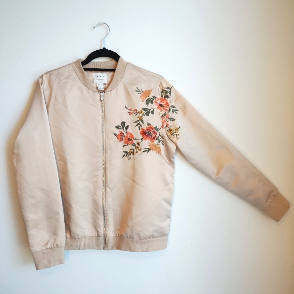 Forever 21 Beige Nude Embroidered Vintage Style Flowers Satin Look